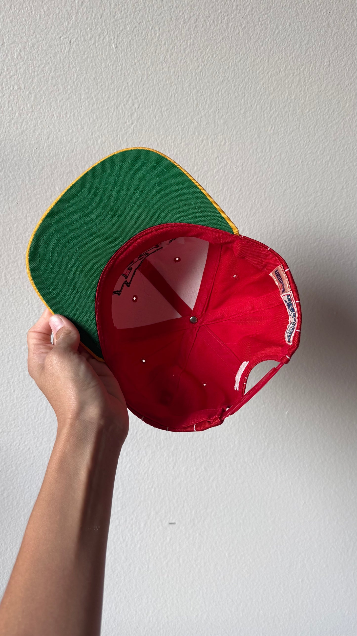 VINTAGE CHIEFS HAT