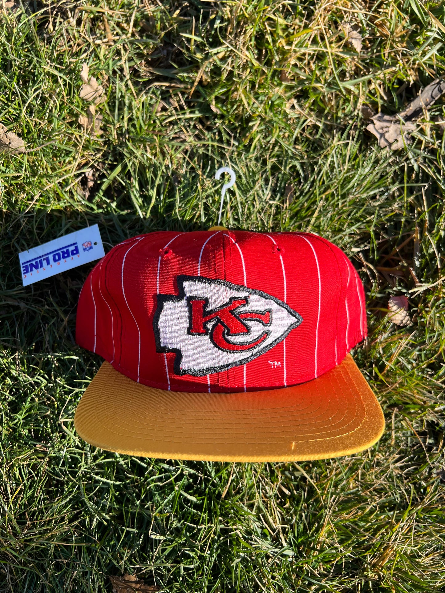 VINTAGE CHIEFS HAT