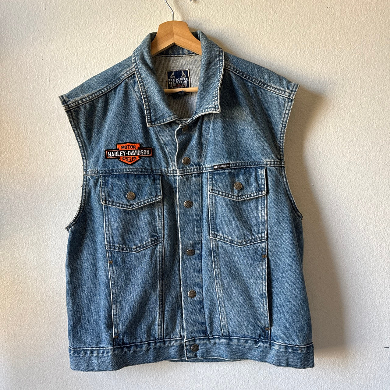 Vintage Harley Davidson denim vest 
Size S