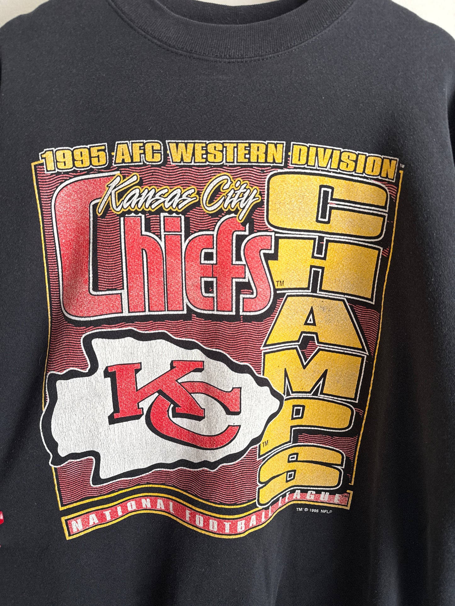 CHIEFS CREWNECK XXL