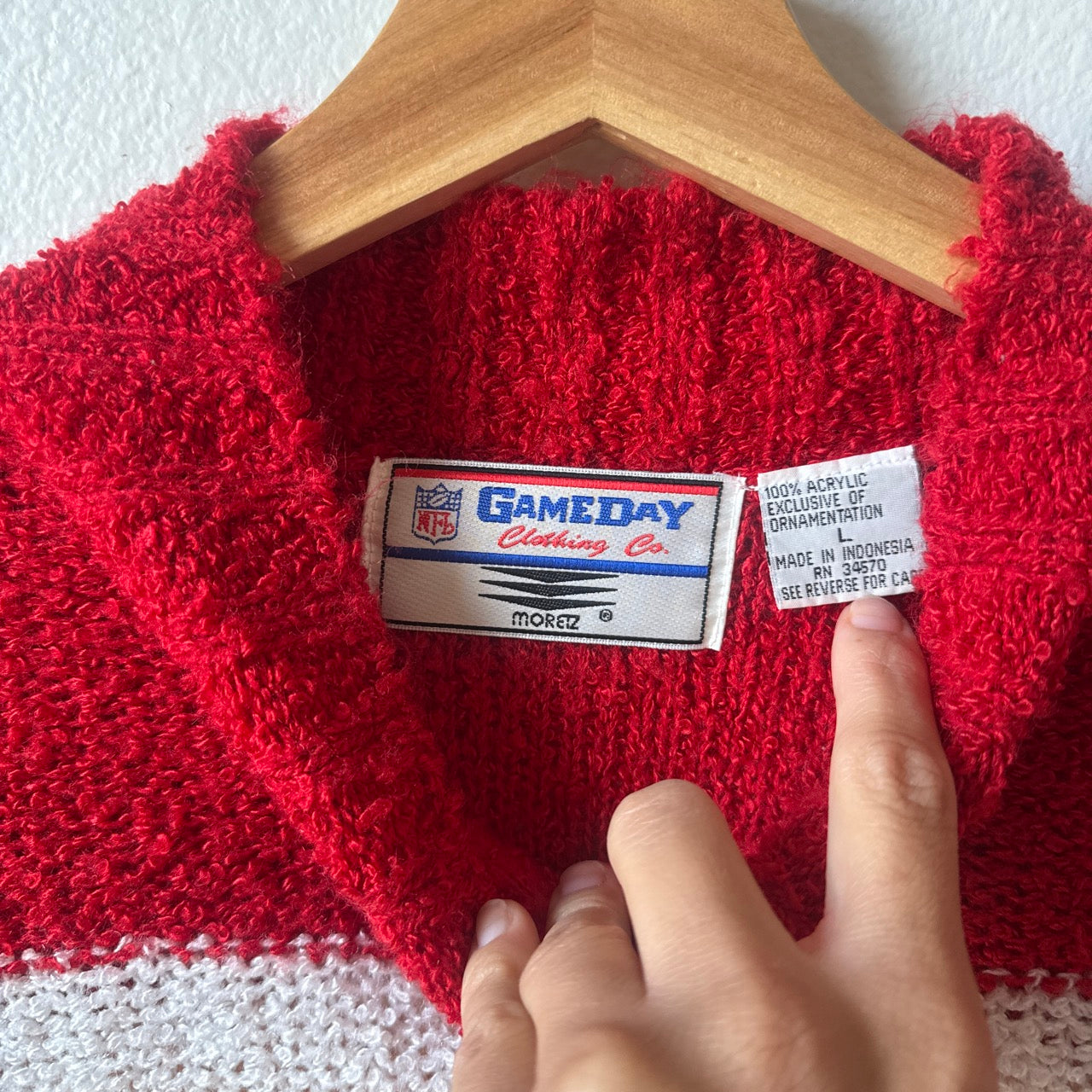 90’s SWEATER (L)