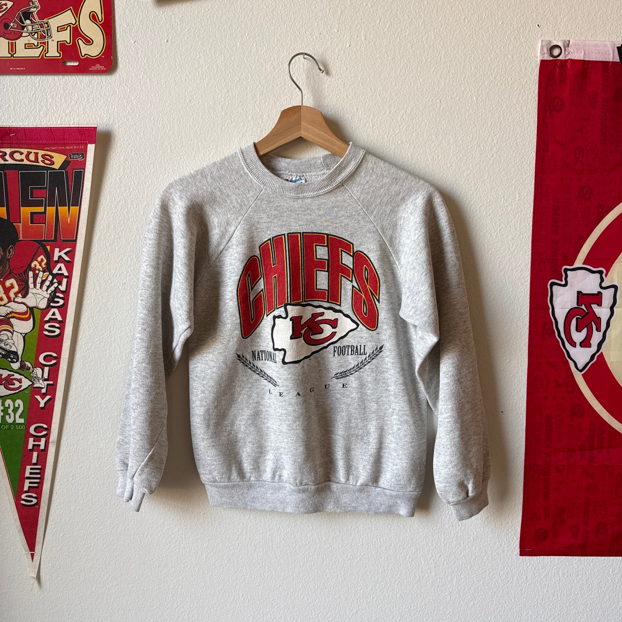 90’s CREWNECK (KIDS 14-16)