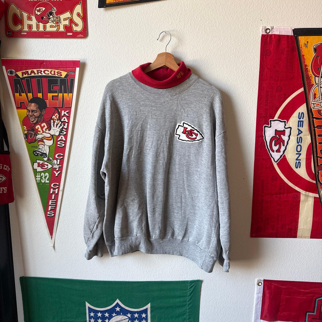 90’s CREWNECK (XL)