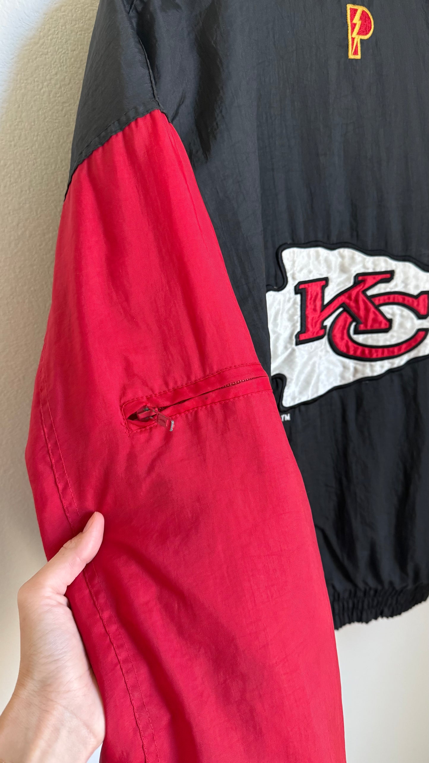 REVERSIBLE PUFFER JACKET (XL)