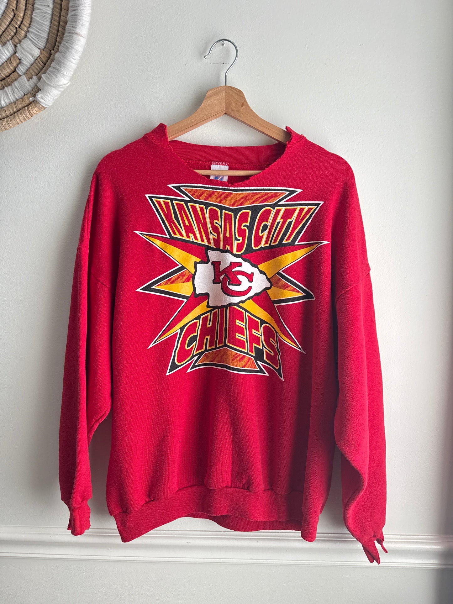 CHIEFS CREWNECK