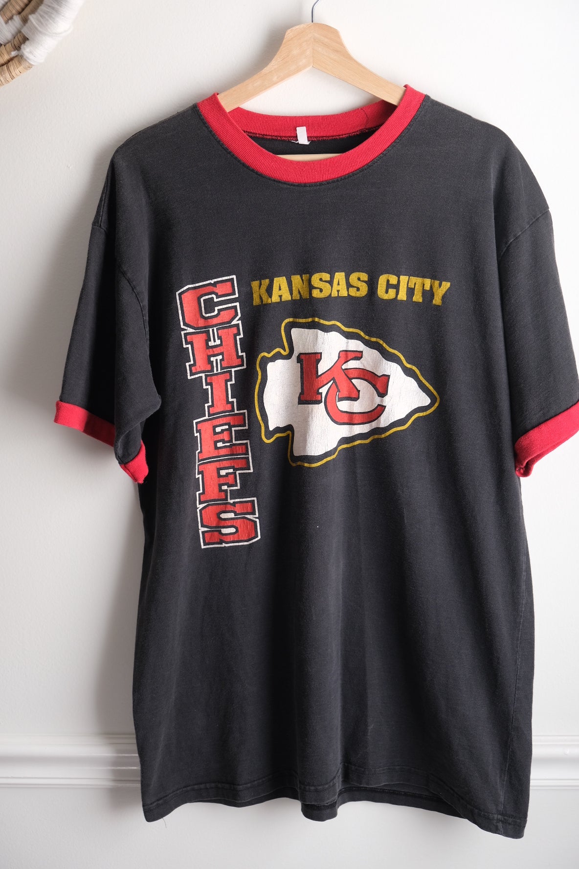 CHIEFS TEE