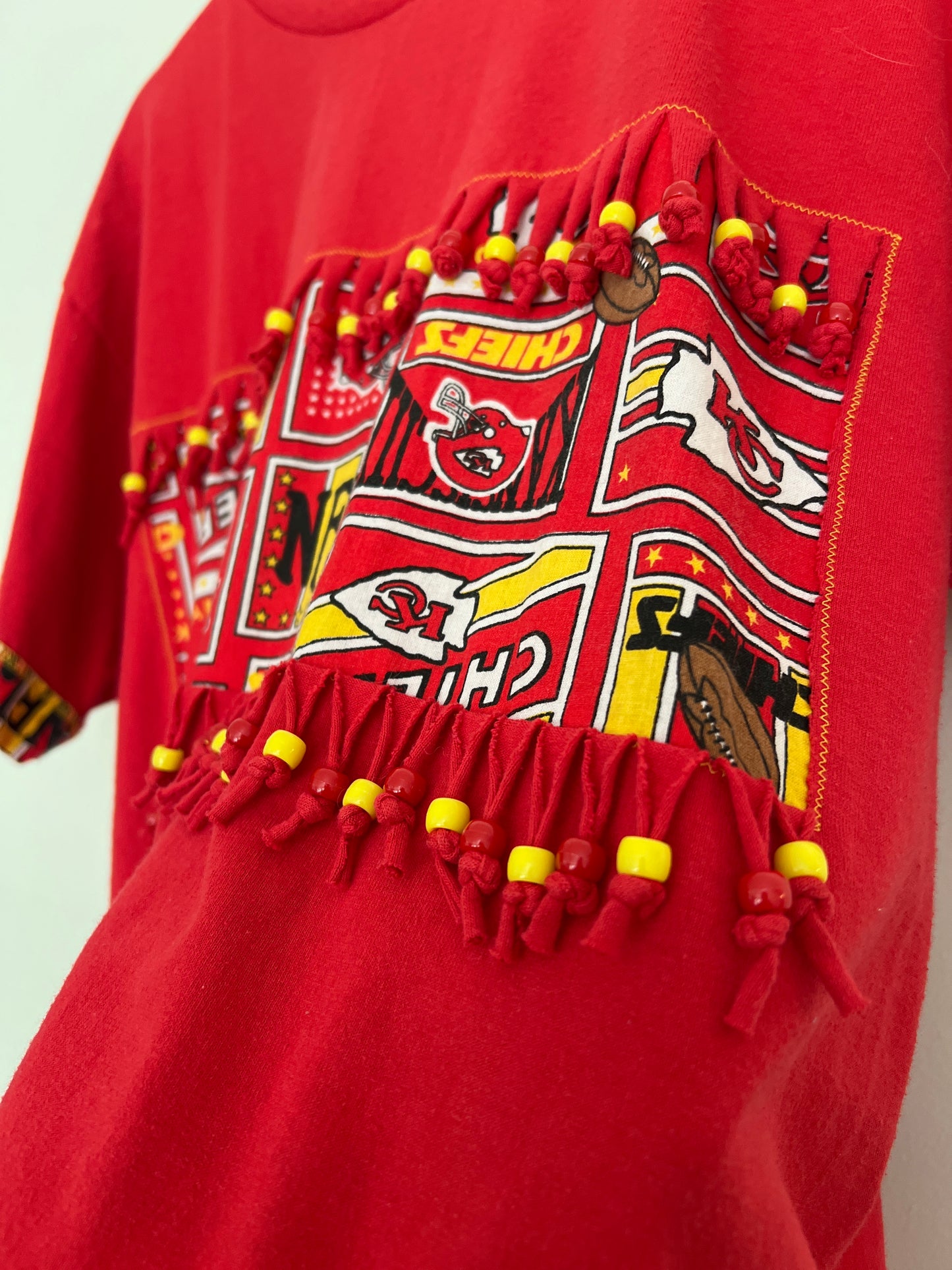 FUNKY CHIEFS TEE