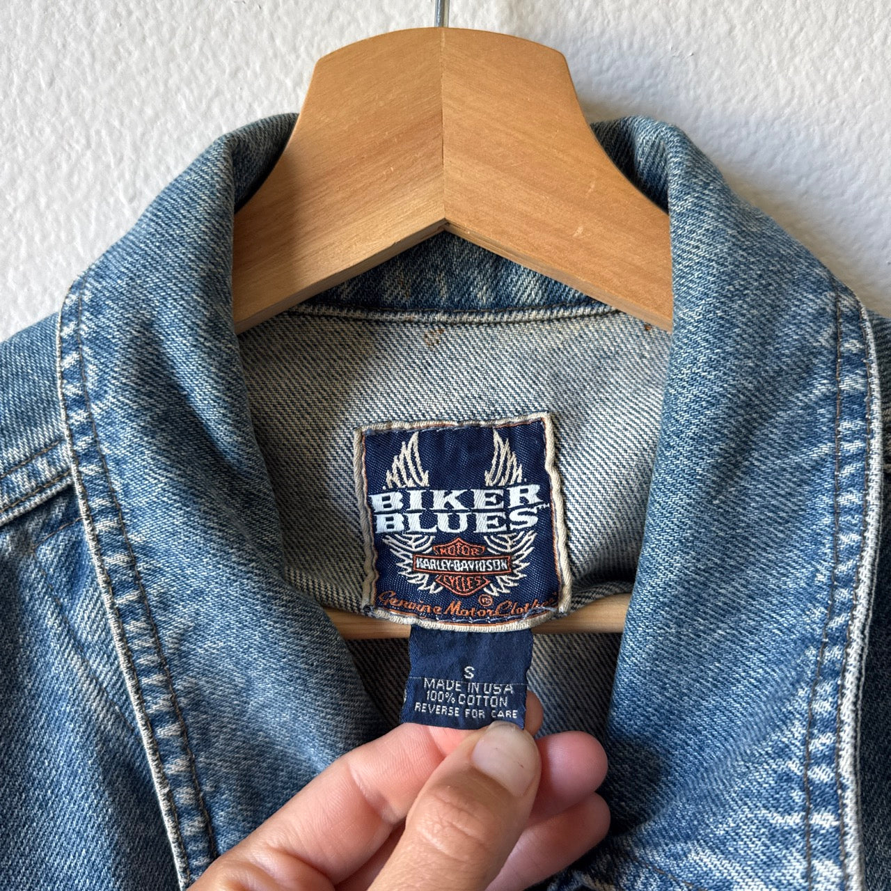 Vintage Harley Davidson denim vest 
Size S