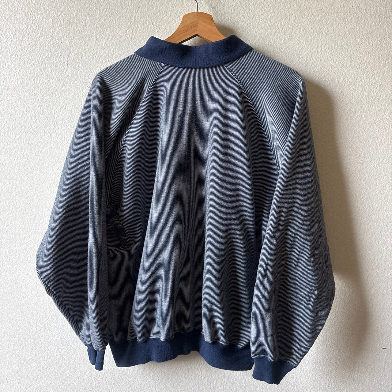 90’s CREWNECK (M)
