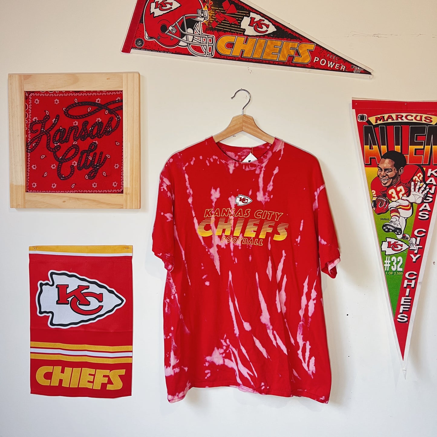 CHIEFS TEE