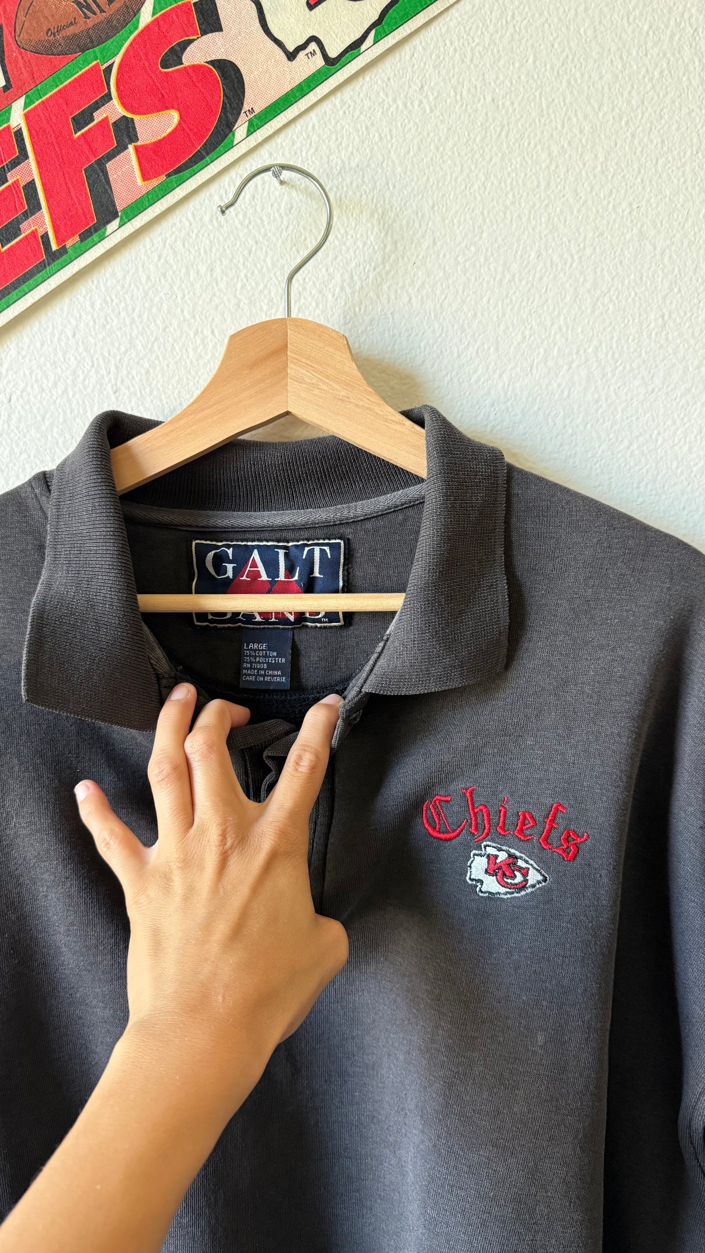 90’s CREWNECK (L)