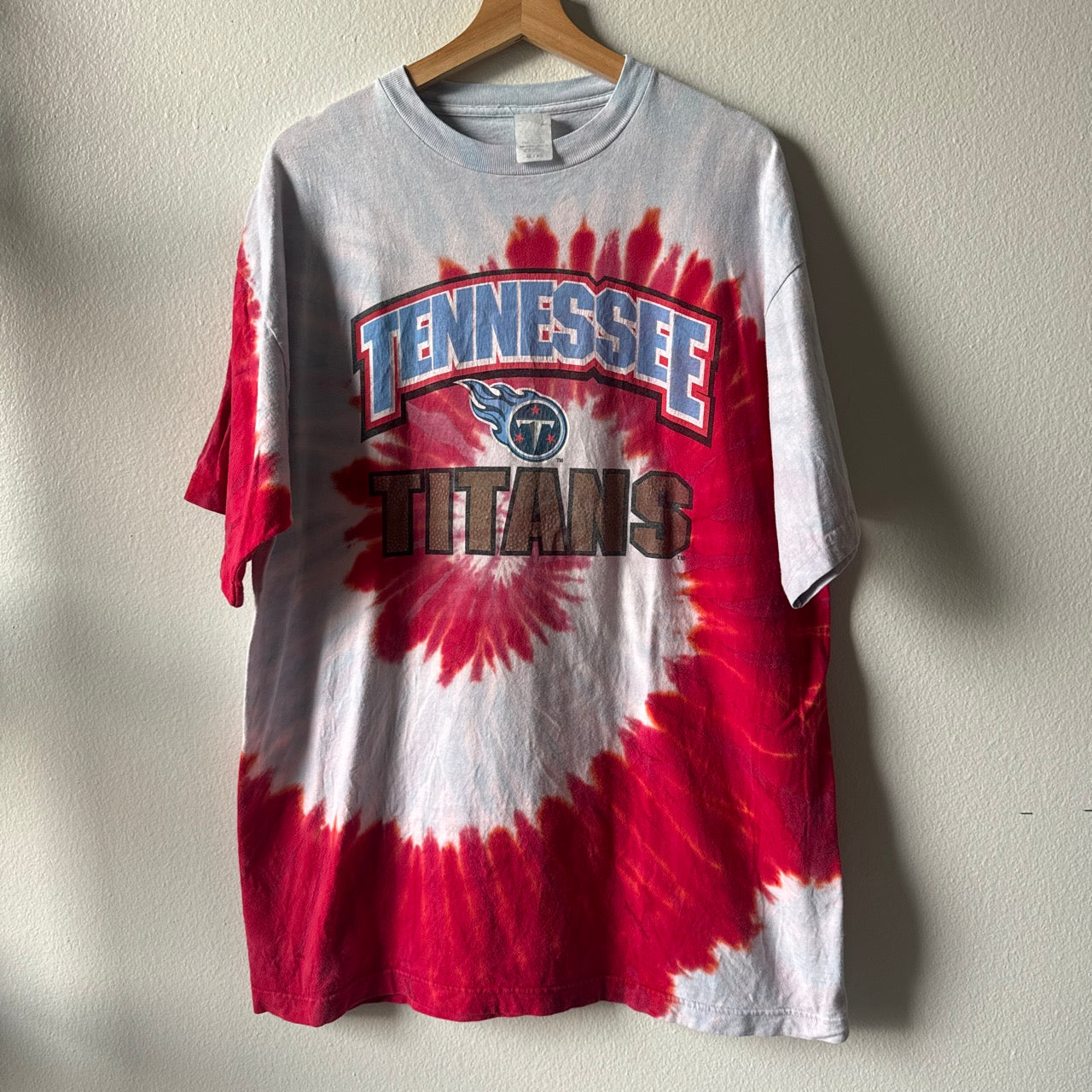 Vintage 90’s Tennessee Titans
Size XL
