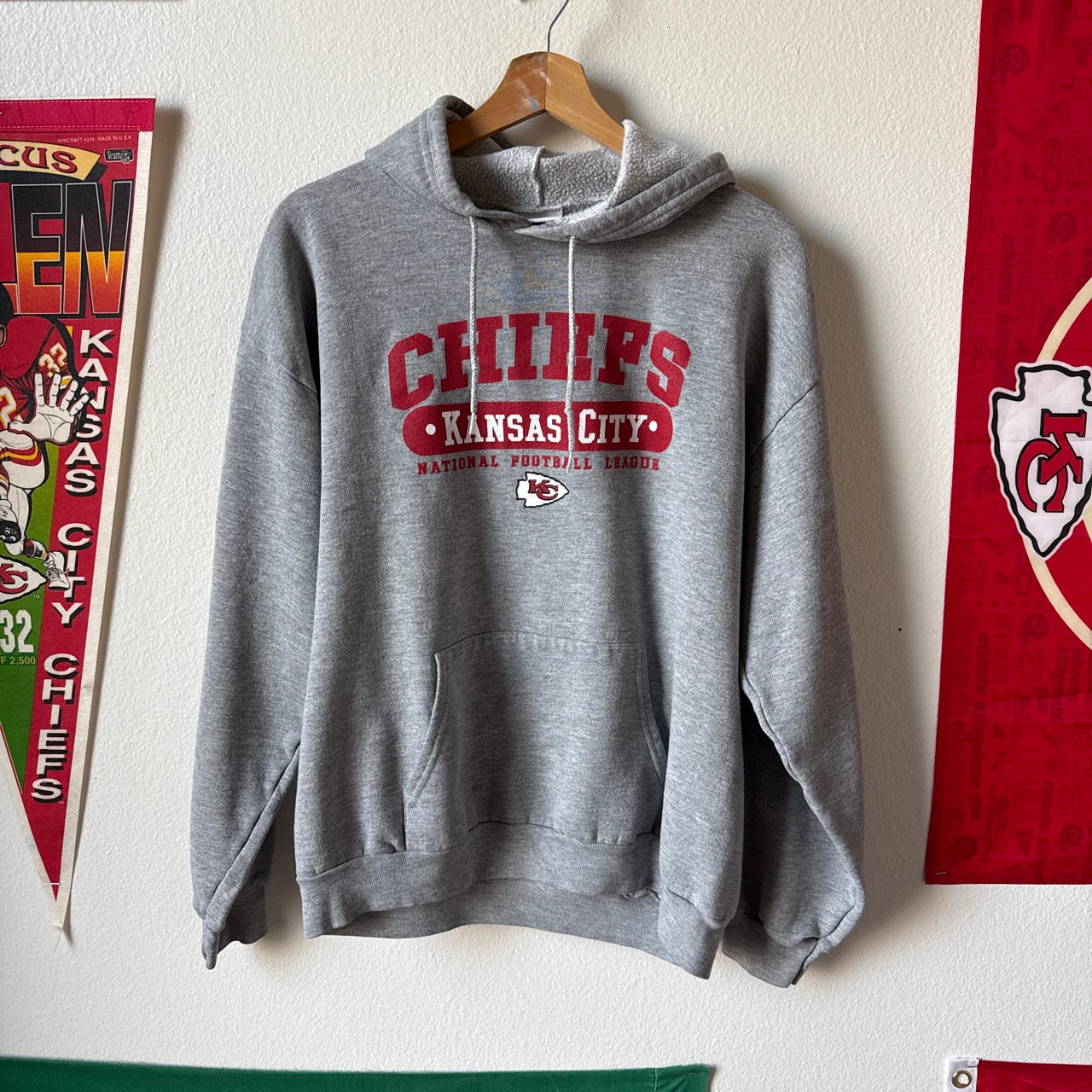2000’s HOODIE (M)
