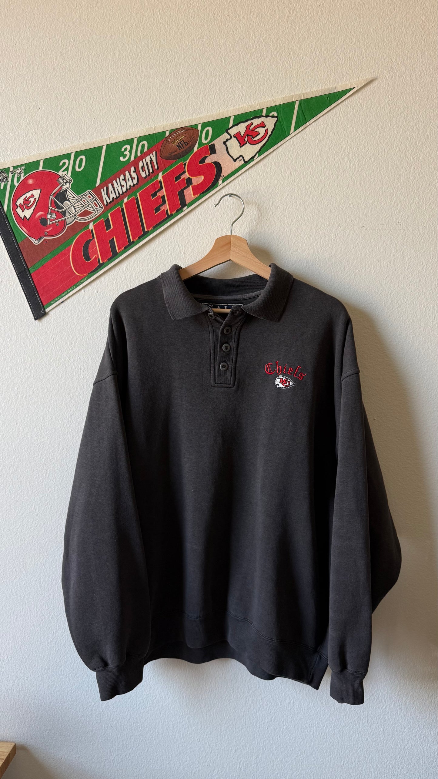 90’s CREWNECK (L)