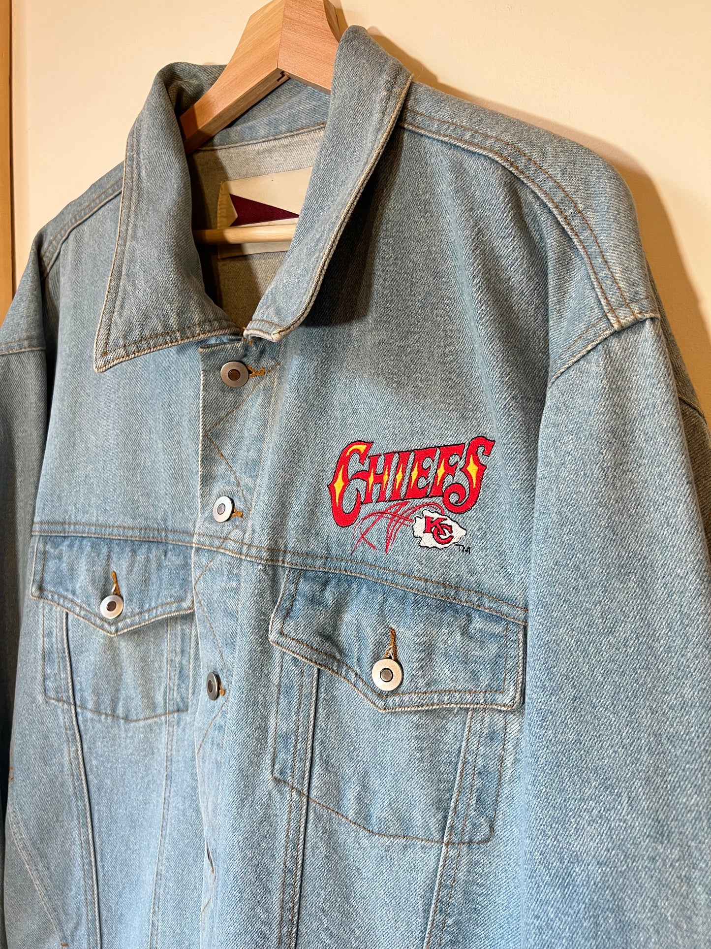 VINTAGE CHIEFS JACKET